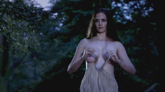 Eva Green 122 nude images! Hair and pink nipples are erotic wet place of round out! 19th image