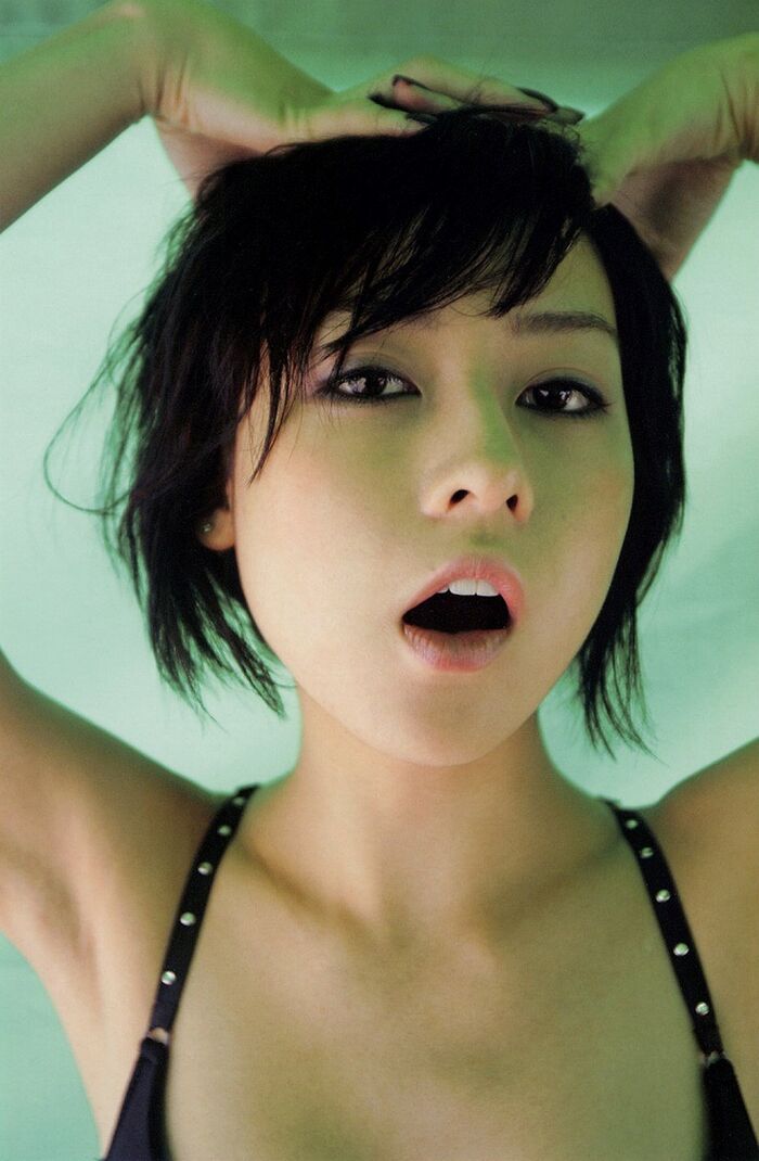 Miyuki Kobe Nude &amp; Swimsuit Images 106 Photos! Semi-nude &amp; bikini of the photo book that I took before life! Miyuki Kobe Erotic Image 53th image