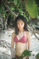 Otomo Hanakoi, swimsuit image of the 3rd photo collection is too radical An actress who resembles Hirose Suzu tries to shoot otona mode fully open in "Karen3". 1st &amp;2nd bikini cut