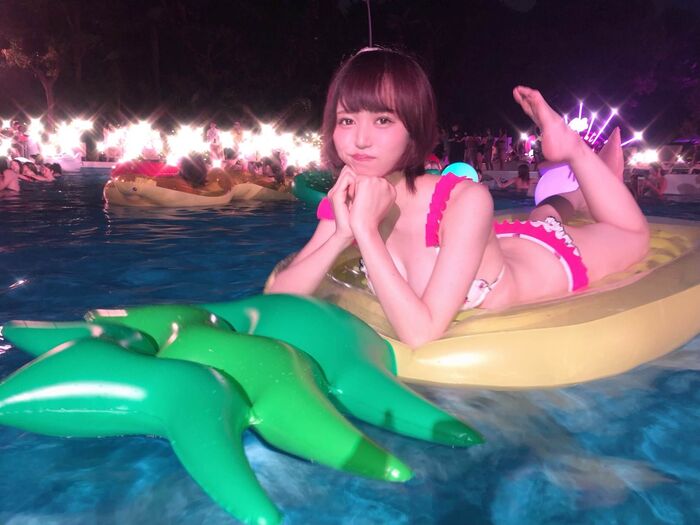 もっと私をみて！素人女さんが承認欲求を満たすためにSNSが仕上がった水着ビキニ姿で溢れる！ 14th image